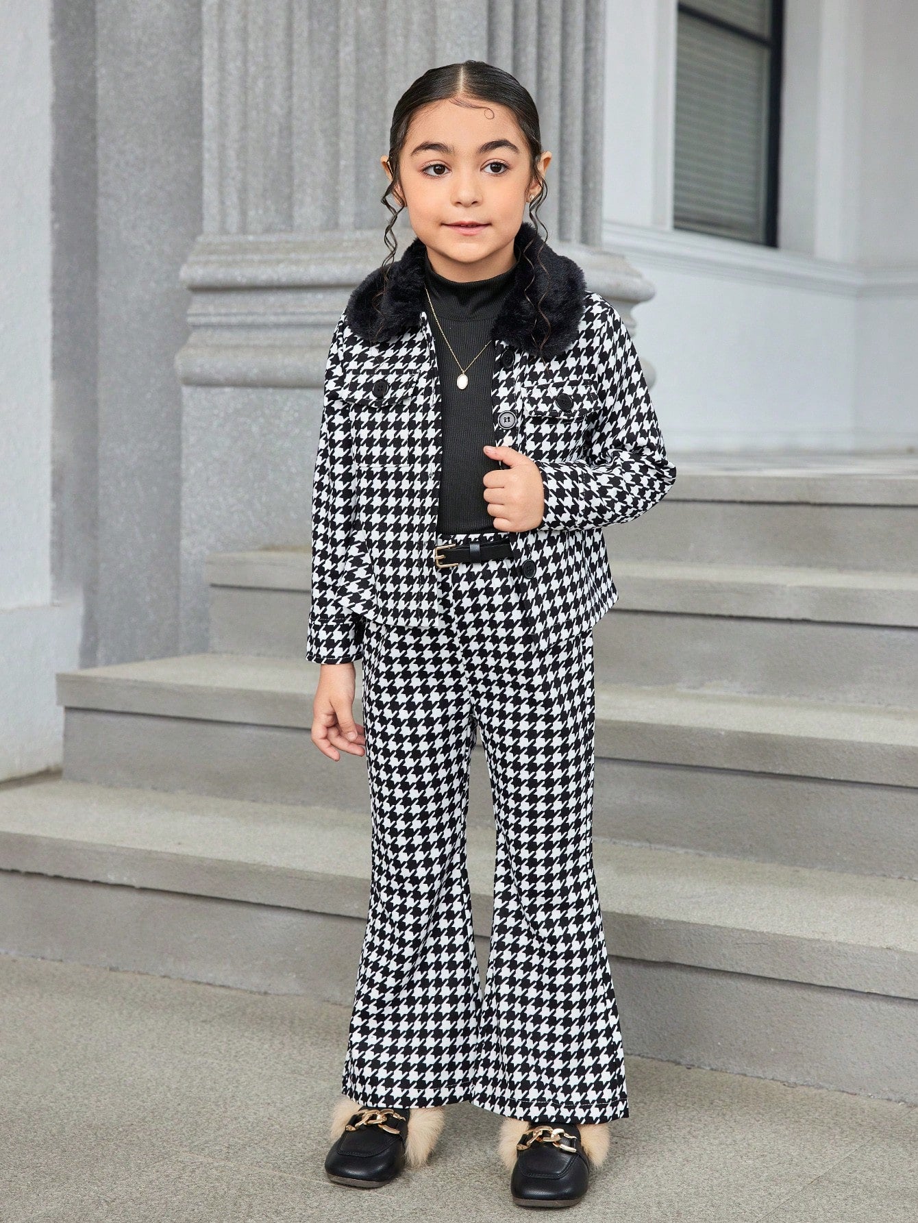 Elegantes Set für Kleinkinder Mädchen mit Hahnentrittmuster-Jacke und ausgestellter Hose für Herbst und Winter