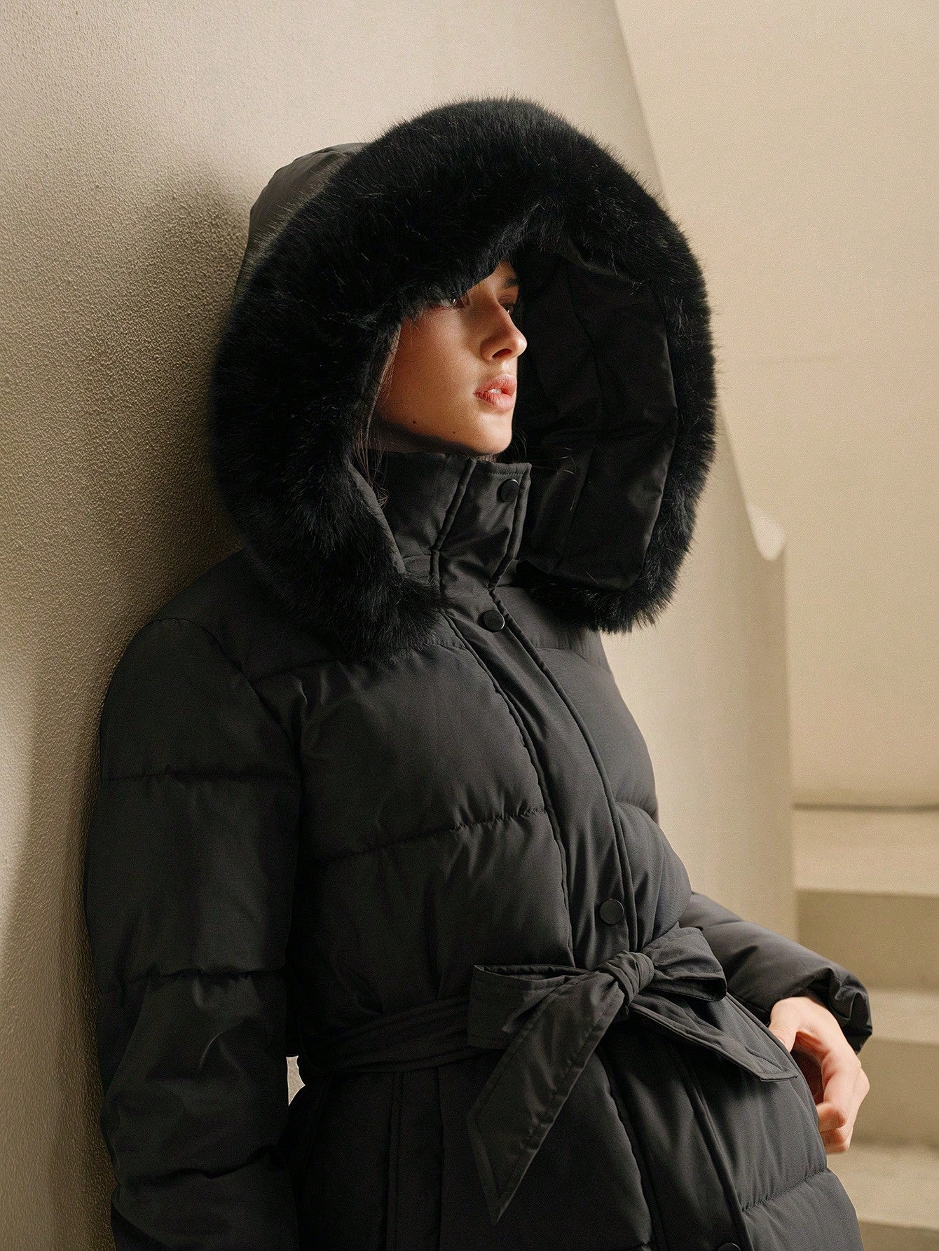 Damen Freizeitjacke mit Pelzkragen und Kapuze, Winter, Leicht